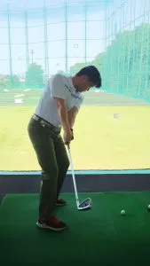 今 流行りのスイングでもある 1軸スイングになるための4つの方法 4スタンス理論でのゴルフレッスン Impactゴルフスクール